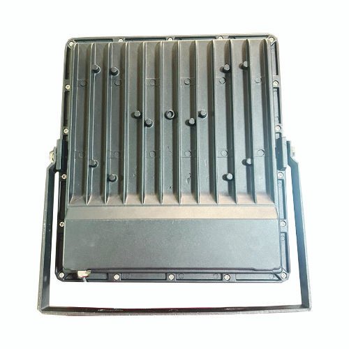 100W ELEMENT FLOOD LIGHT B